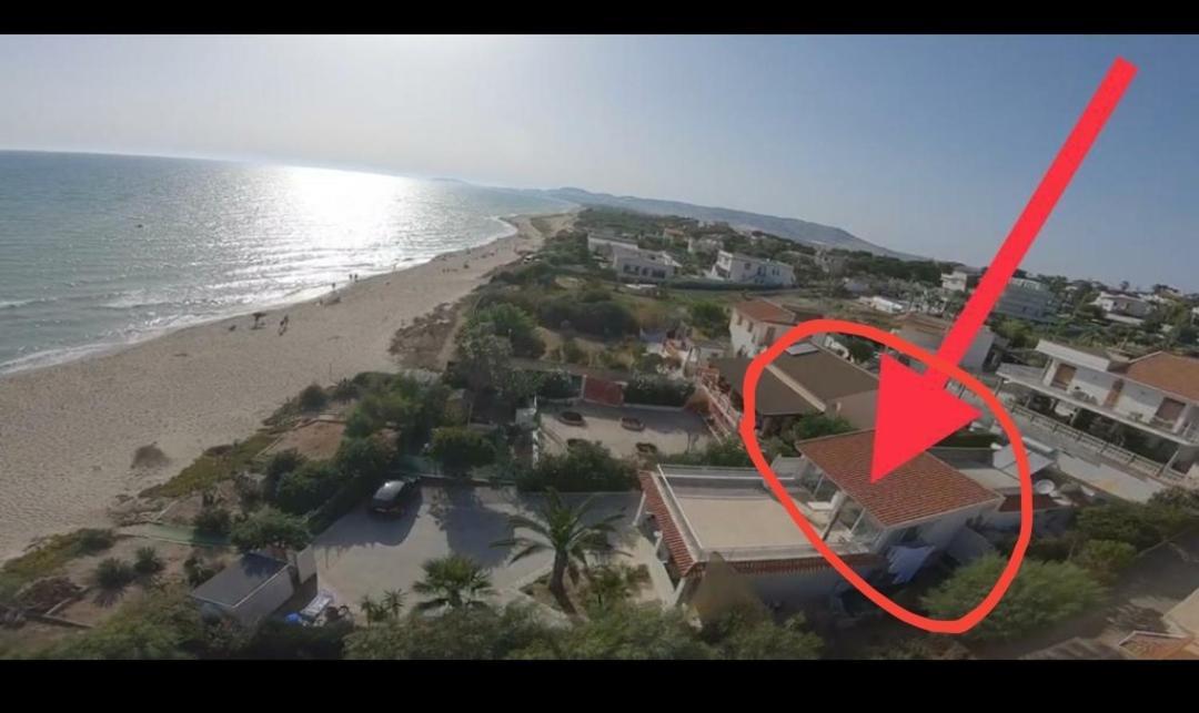 Villetta Sullo Scoglio Gela Bagian luar foto