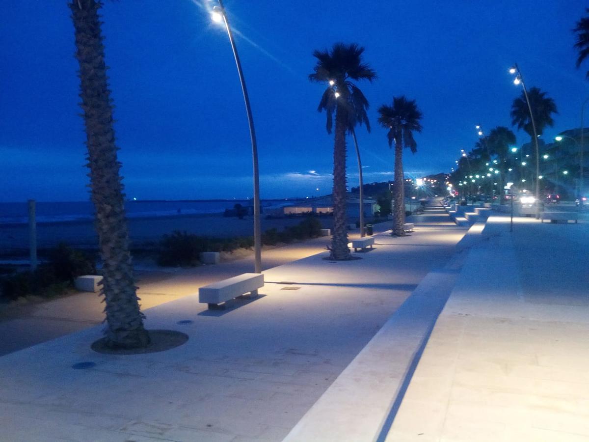 Villetta Sullo Scoglio Gela Bagian luar foto